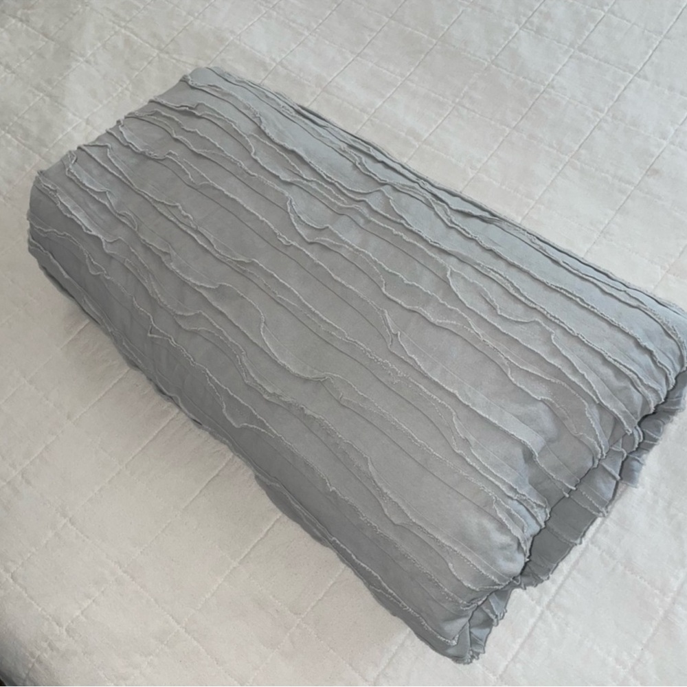Pottery Barn Camille Gray Duvet Cover KING